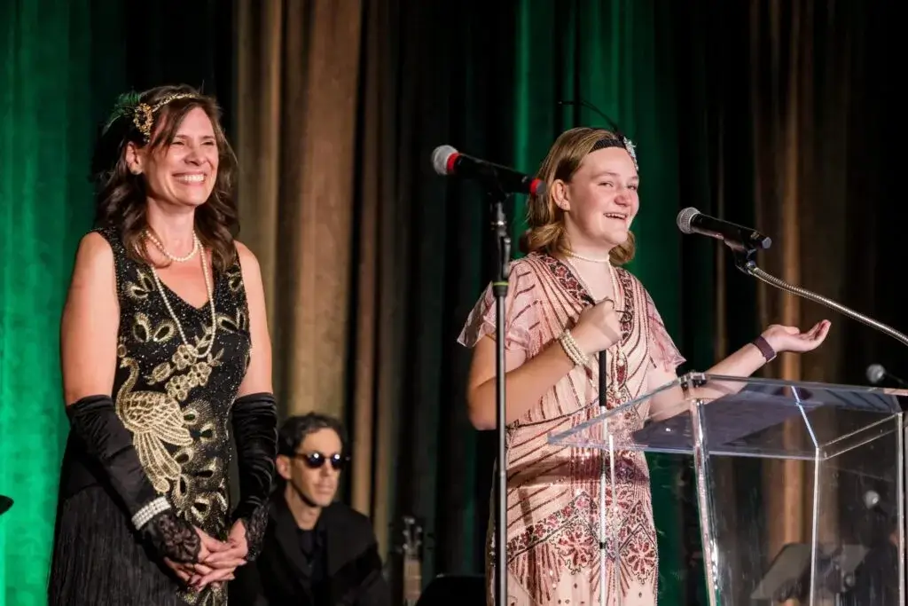 'Night for Sight' A Roaring Good Time Benefitting Foundation for Blind Children