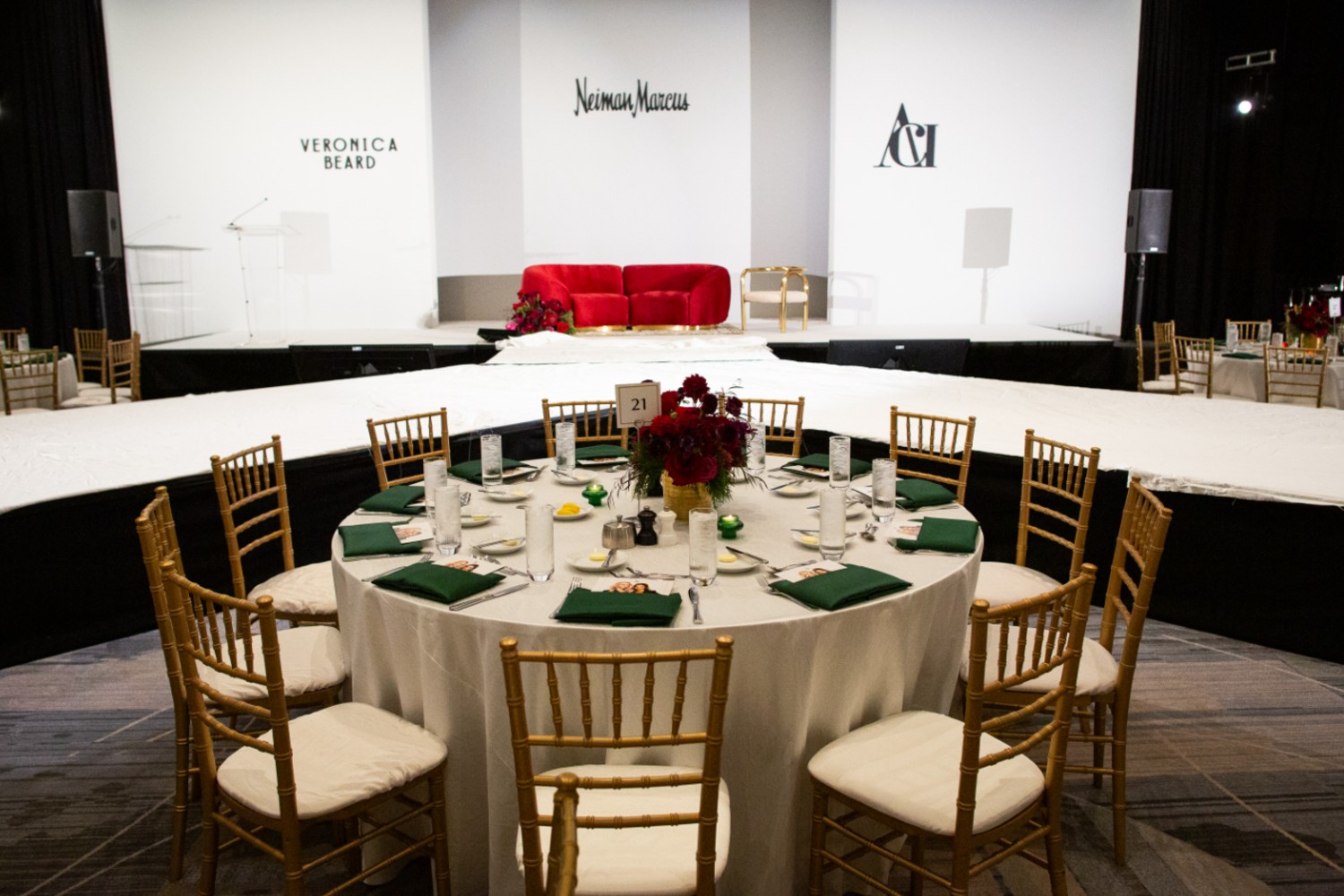 Global fashion label Veronica Beard featured at ACI Holiday Luncheon.