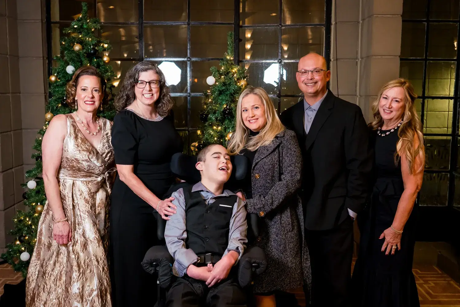 Ryan House 'White Christmas' Gala Dazzles & Delights