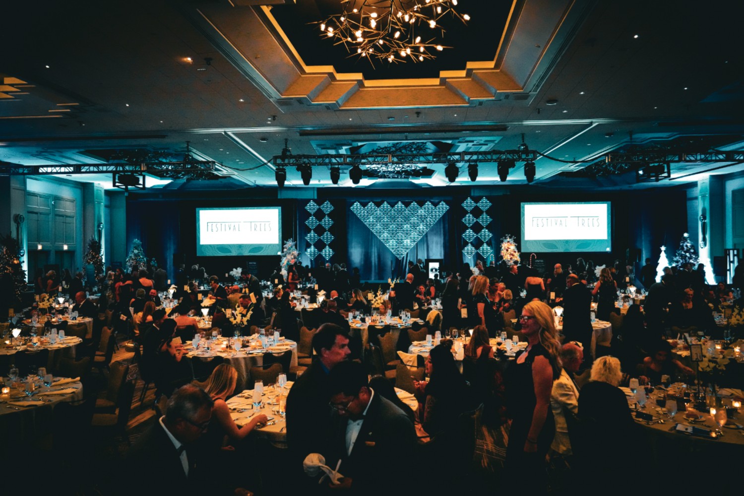 Arizona Burn Foundation's Annual 'Festival of Trees' Masquerade Gala Unveils the Beauty Within
